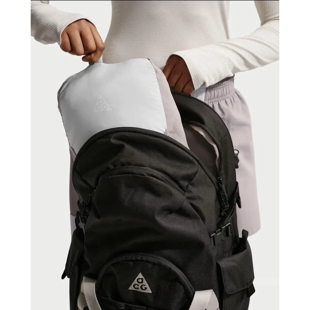 Nike ACG Lava Flow Therma-Fit ADV Jacket White Photon Dust HM9963-025